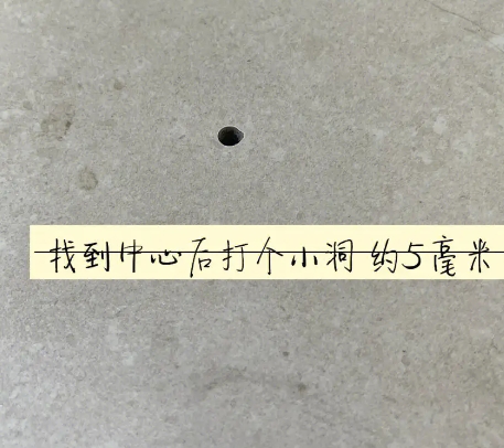 罗源瓷砖空鼓维修公司专业解答在瓷砖铺贴过程中，如果砂料搅拌不均匀，将会带来以下问题